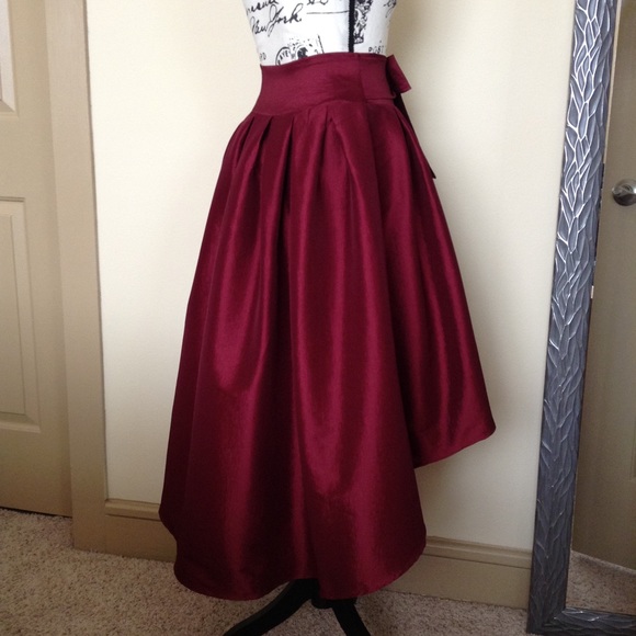 💎HP💎 Dressy Skirt - Burgundy Red - Picture 7 of 7